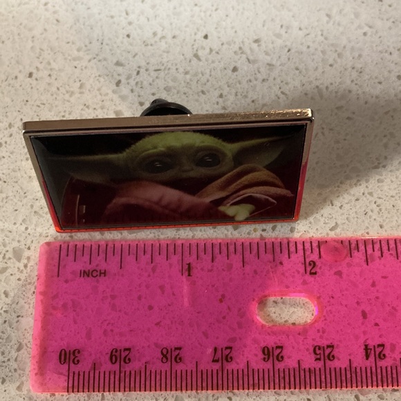 Baby Yoda Enamel Pin - Picture 4 of 4
